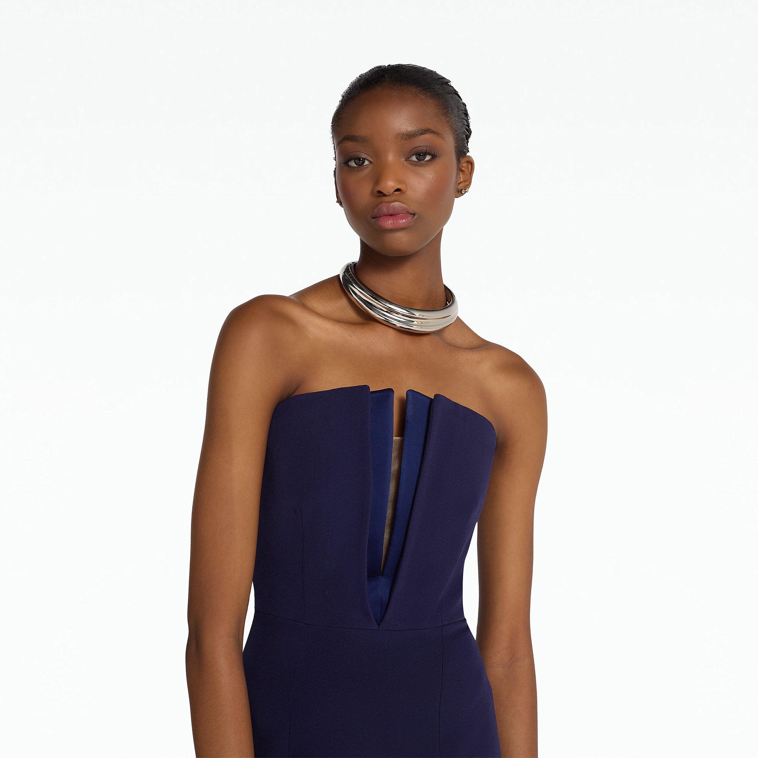 Notched v shop strapless gown bcbg