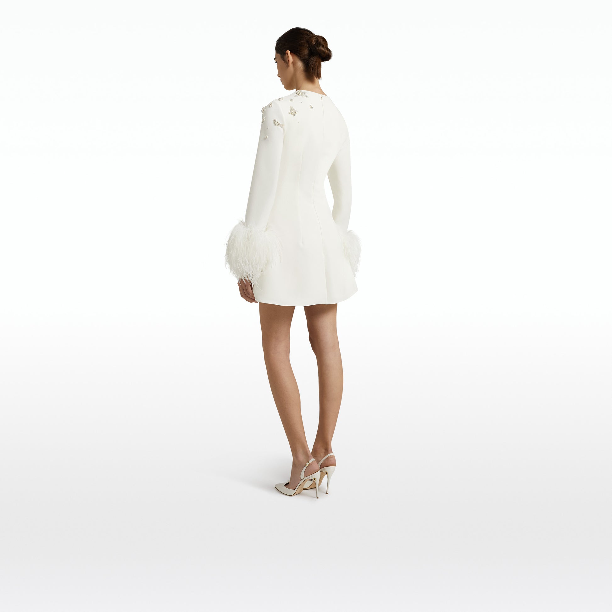 Dress Rena Safiyaa Ivory – London Feather-trimmed Short